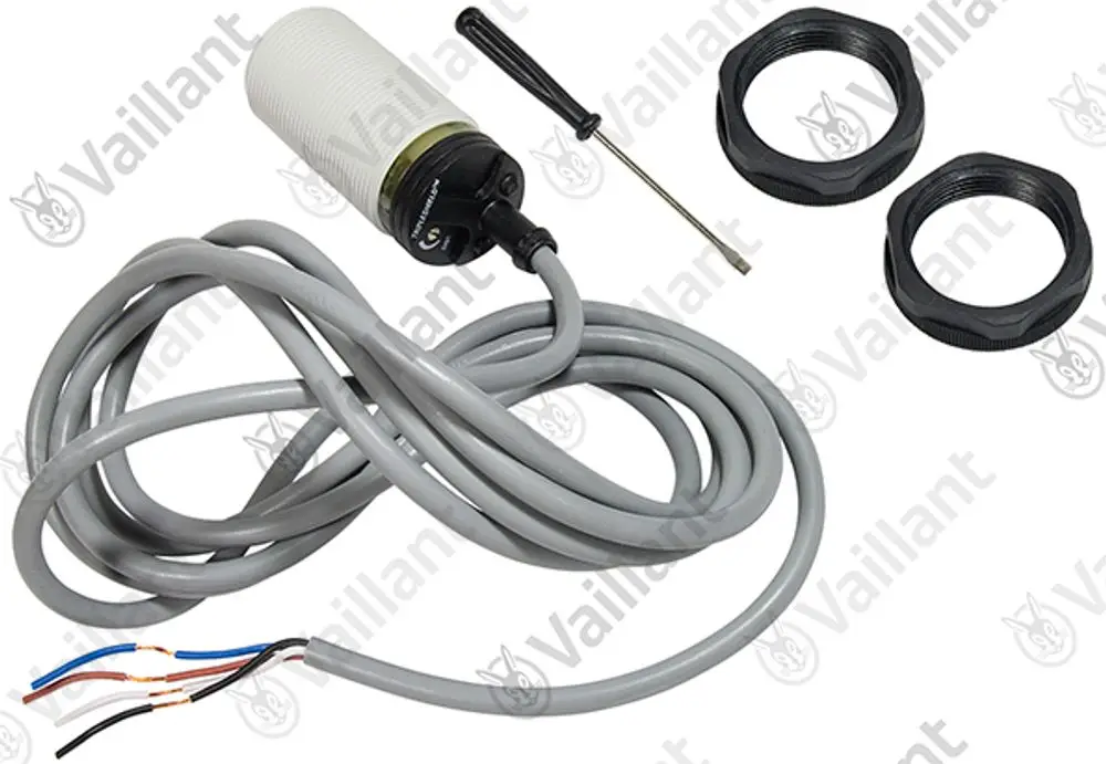 Vaillant Fühler mit Kabel und Anschlüssen, ausgestattet mit zwei Verbindungsmuttern und einem Werkzeug, geeignet für verschiedene Modelle.